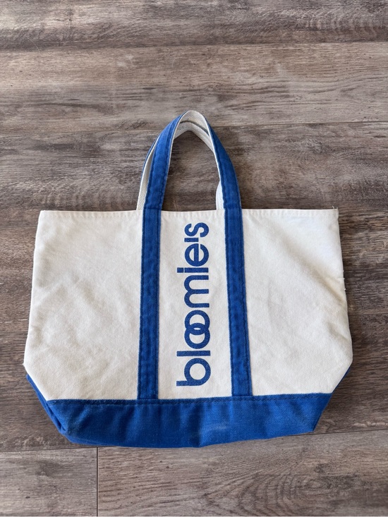 Handbags - Vintage! Bloomingdale’s Bloomie's Canvas Tote Bag in White and Blue - Small Size